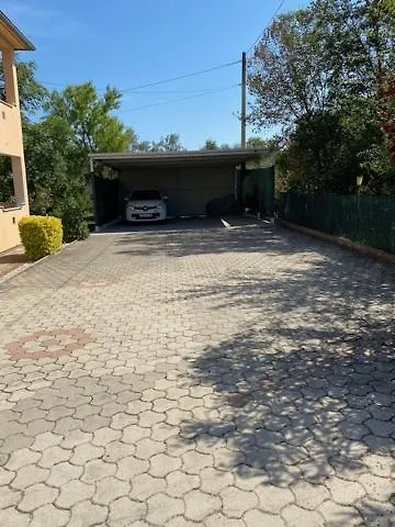 Apartments Katja 斯廷佳