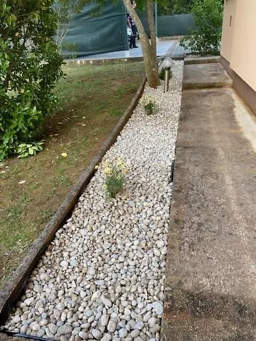 Apartments Katja Stinjan Croatia