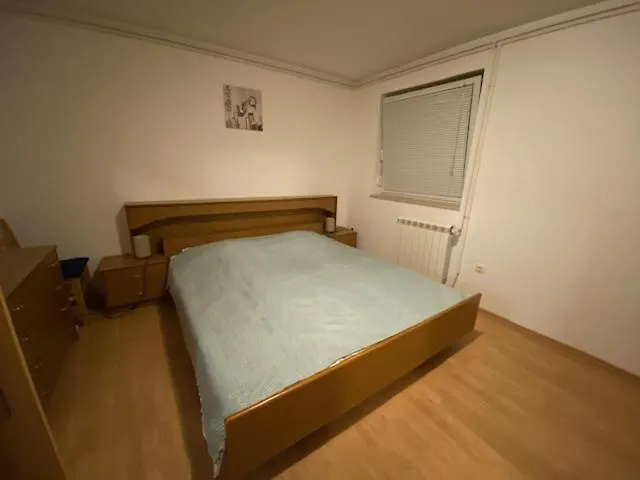 Apartments Katja 斯廷佳