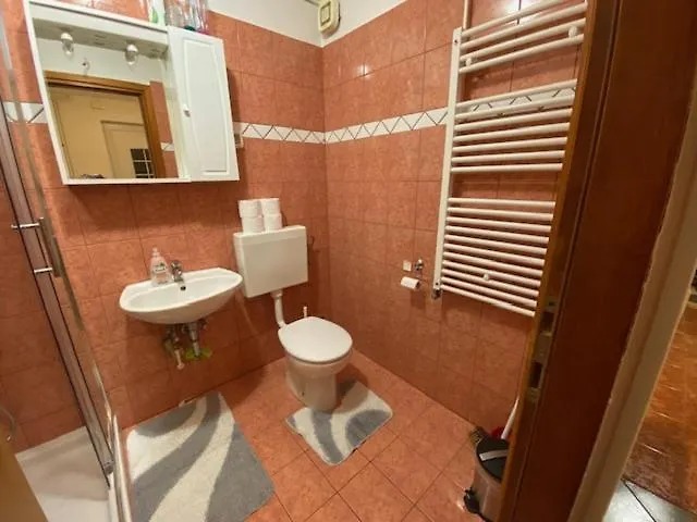 Apartments Katja 斯廷佳