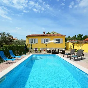 Holiday Slavko Ferienhaus